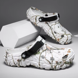 Summer Men's Sandals New Home Garden Shoes Comfortable and Lightweight Men Slippers Non-Slip Soft Bottom Flip Flop Sandals