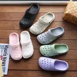 Women Clogs Summer Female Sandals Thick Bottom Home Slides Soft EVA Dry Wedges Platform Garden Shoes Beach Sandals Home Slippers